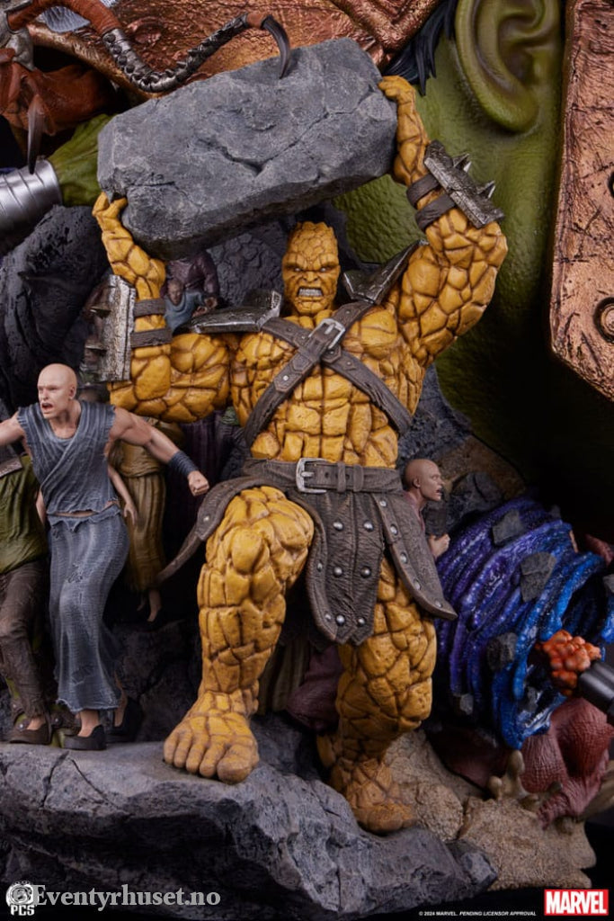 Marvel Fine Art Bust Planet Hulk 56 cm Collectibles