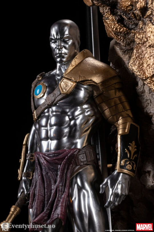 Marvel Fine Art Bust Planet Hulk 56 cm Collectibles