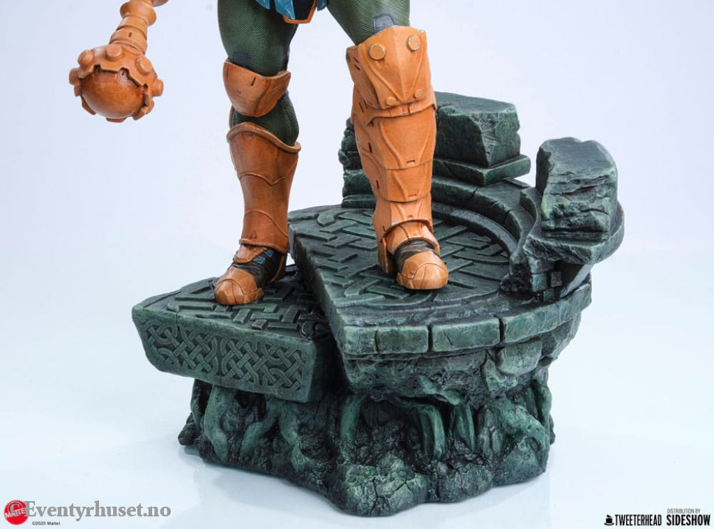 Masters of the Universe Legends Maquette Man-at-Arms 51 cm Collectibles
