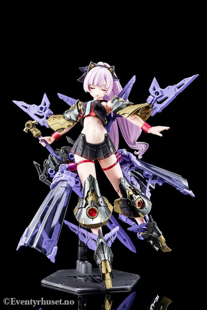 Megami Device Plastic Model Kit 1/1 Buster Doll Paladin Darkness Claw 17 cm Manga & Anime