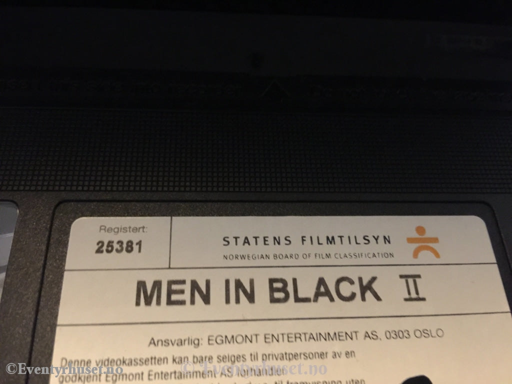 Men In Black 2. 2002. Vhs. Vhs