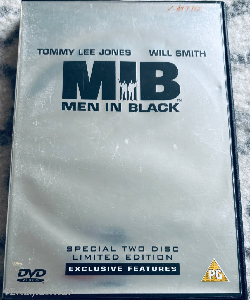 Men in Black. DVD.