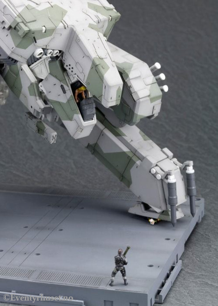 Metal Gear Solid Plastic Model Kit 1/100 Metal Gear Rex 22 cm Manga & Anime