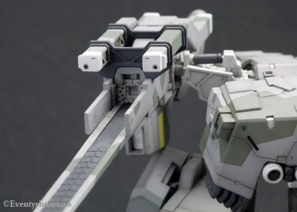 Metal Gear Solid Plastic Model Kit 1/100 Metal Gear Rex 22 cm Manga & Anime