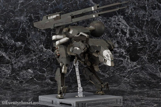 Metal Gear Solid V Plastic Model Kit 1/100 Metal Gear Sahelanthropus Black Ver. 36 cm Manga & Anime