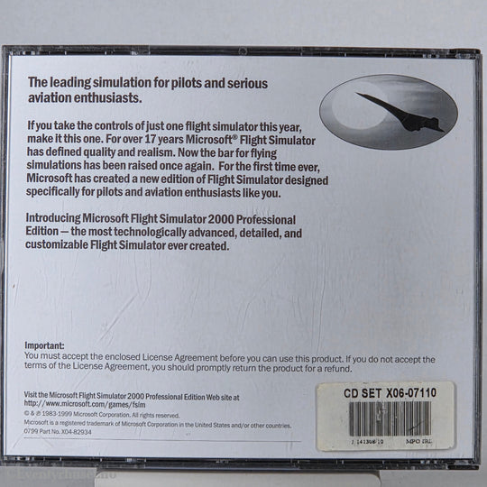 Microsoft Flight Simulator 2000 Professional Edition. PC.