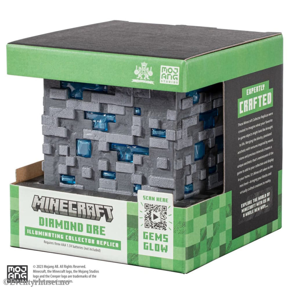 Minecraft Replica Illuminating Diamond Ore Cube 10 cm Toys