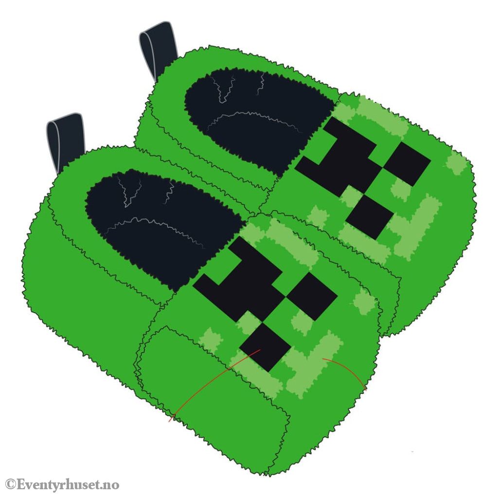 Minecraft Slippers S-M Fashion & Accessories