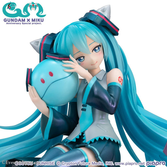 Mobile Suit Gundam x Hatsune Miku Lucrea PVC Statue Hatsune Miku x OO Gundam 45th Anniversary 17 cm Manga & Anime