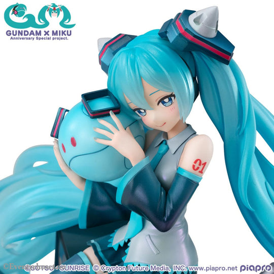 Mobile Suit Gundam x Hatsune Miku Lucrea PVC Statue Hatsune Miku x OO Gundam 45th Anniversary 17 cm Manga & Anime