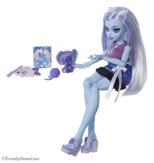 Monster High Self-Scare Secrets Doll Abbey Bominable Toys