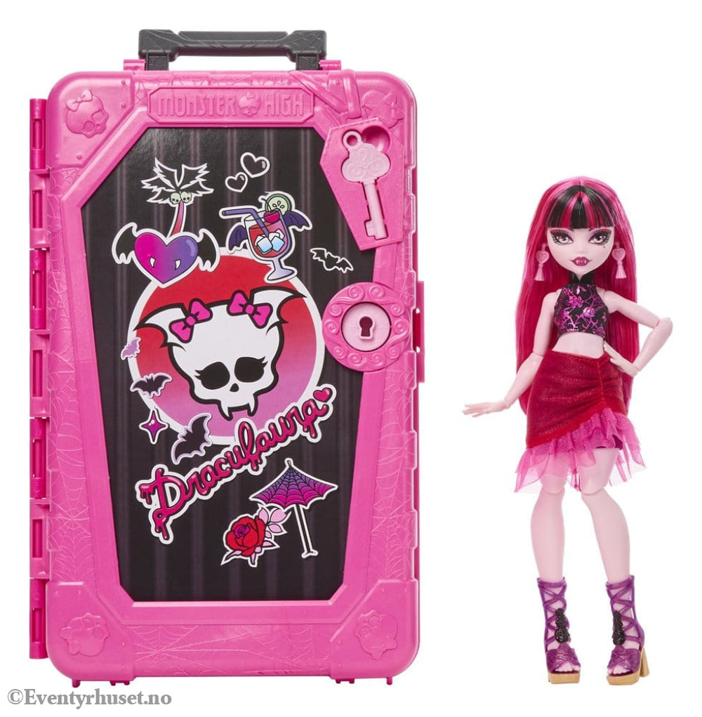 Monster High Skulltimate Secrets Doll Destination: Gore-geous Oasis - Draculaura Toys