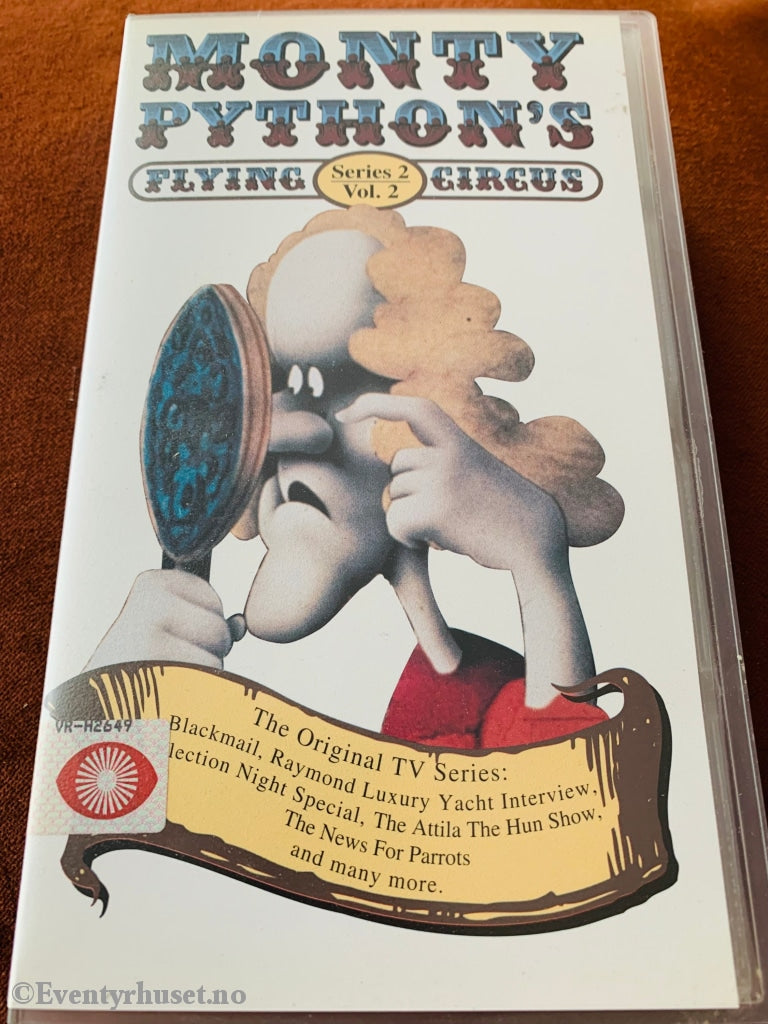 Monty Pythons Flying Circus. Sesong 2. Vol. Vhs Solgt I Norge Med Vr-Klistremerke!