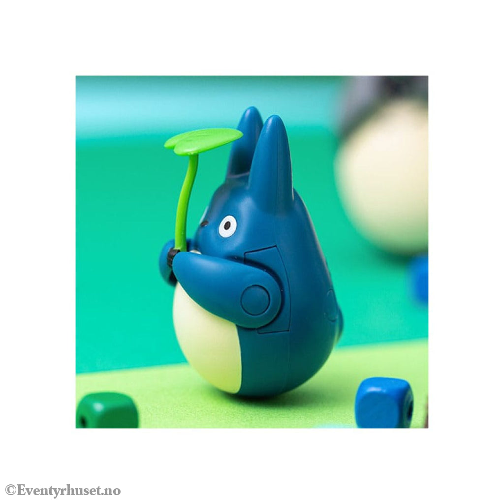 My Neighbor Totoro Round Bottomed Figurine Mid Totoro with leaf 6 cm Manga & Anime