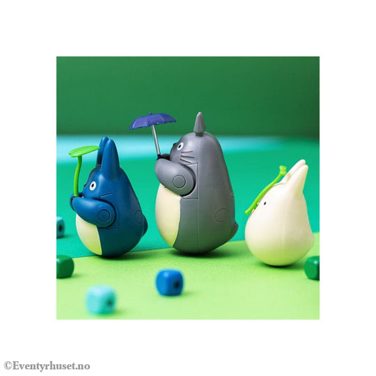 My Neighbor Totoro Round Bottomed Figurine Mid Totoro with leaf 6 cm Manga & Anime