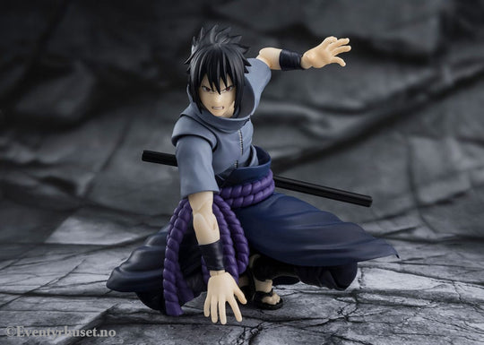Naruto S.H.Figuarts Action Figure Sasuke Uchiha Solitary Shinobi 15 cm Manga & Anime