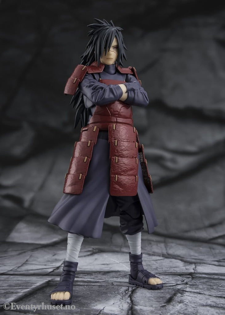 Naruto Shippuden S.H.Figuarts Action Figure Madara Uchiha Legend of Darkness 17 cm Manga & Anime
