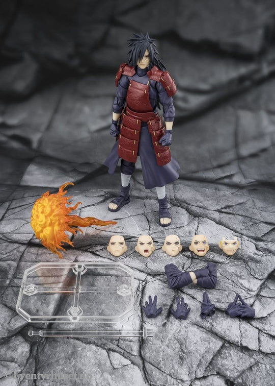 Naruto Shippuden S.H.Figuarts Action Figure Madara Uchiha Legend of Darkness 17 cm Manga & Anime