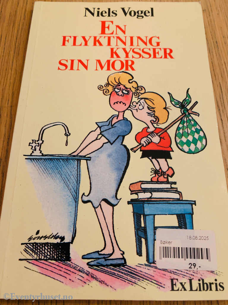 Niels Vogel. 1983. En flyktning kysser sin mor. Bok.