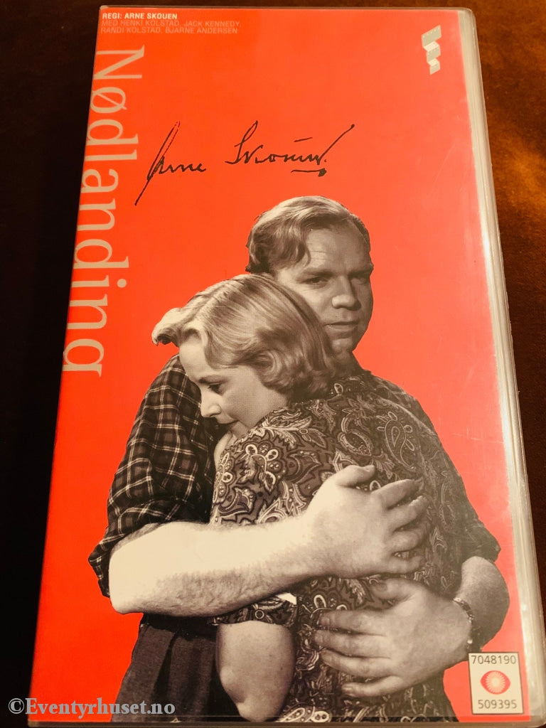 Nødlanding (Norske Klassikere). 1952. Vhs. Vhs