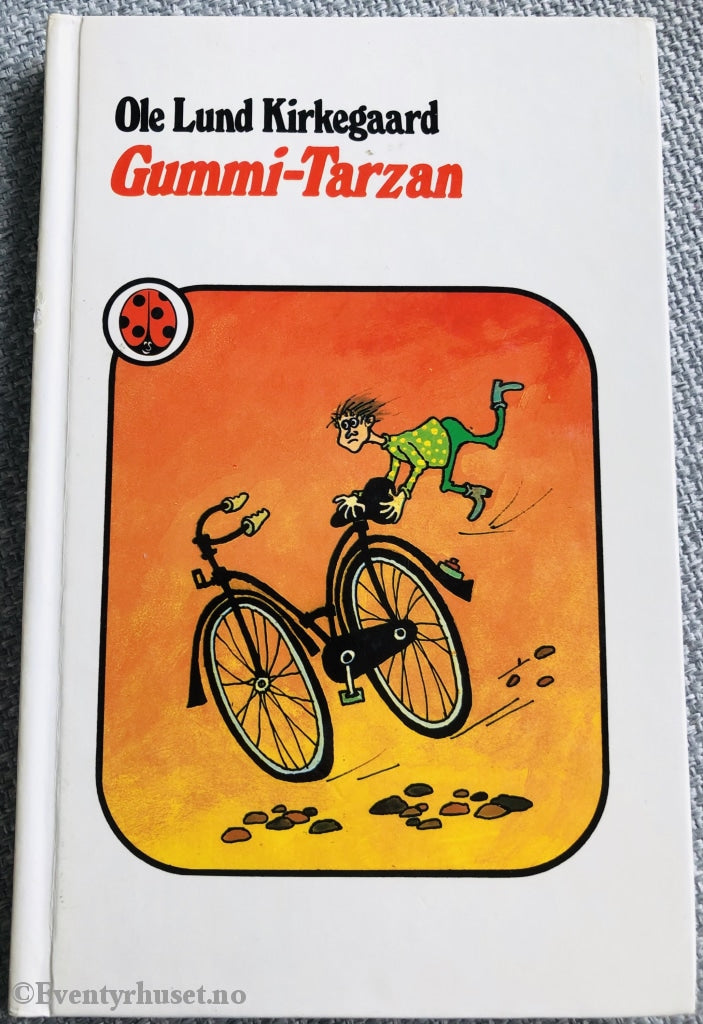 Ole Lund Kirkegaard. 1983 (1975). Gummi-Tarzan. Fortelling