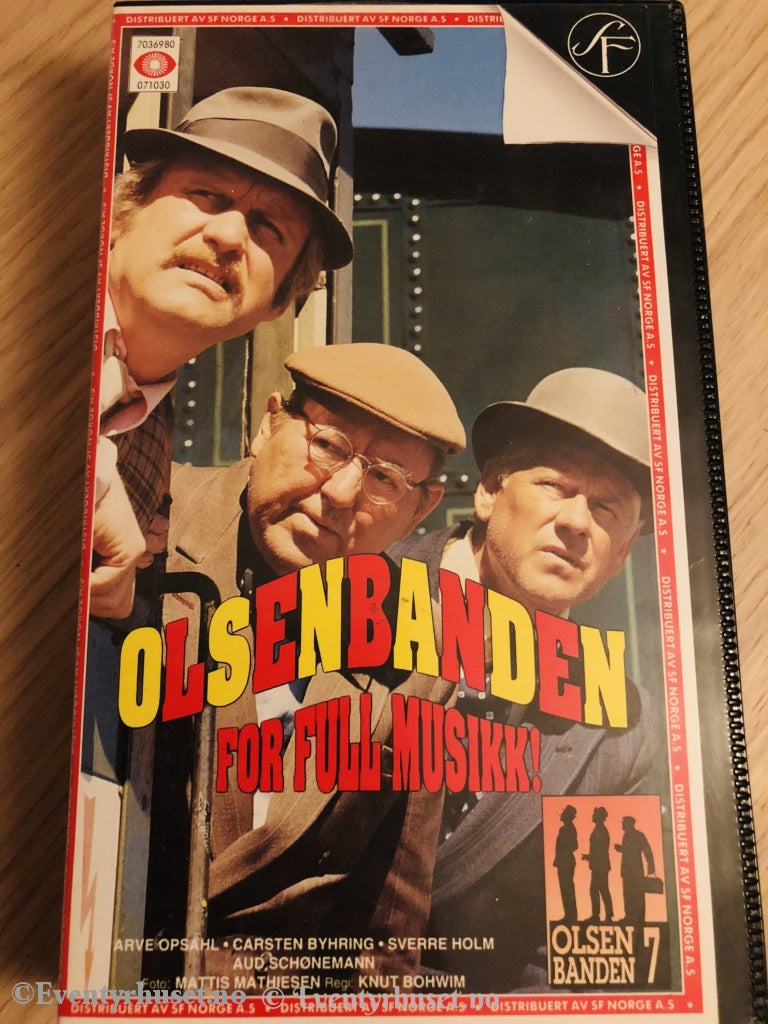 Olsenbanden 7. For Full Musikk! 1976. Vhs. Vhs