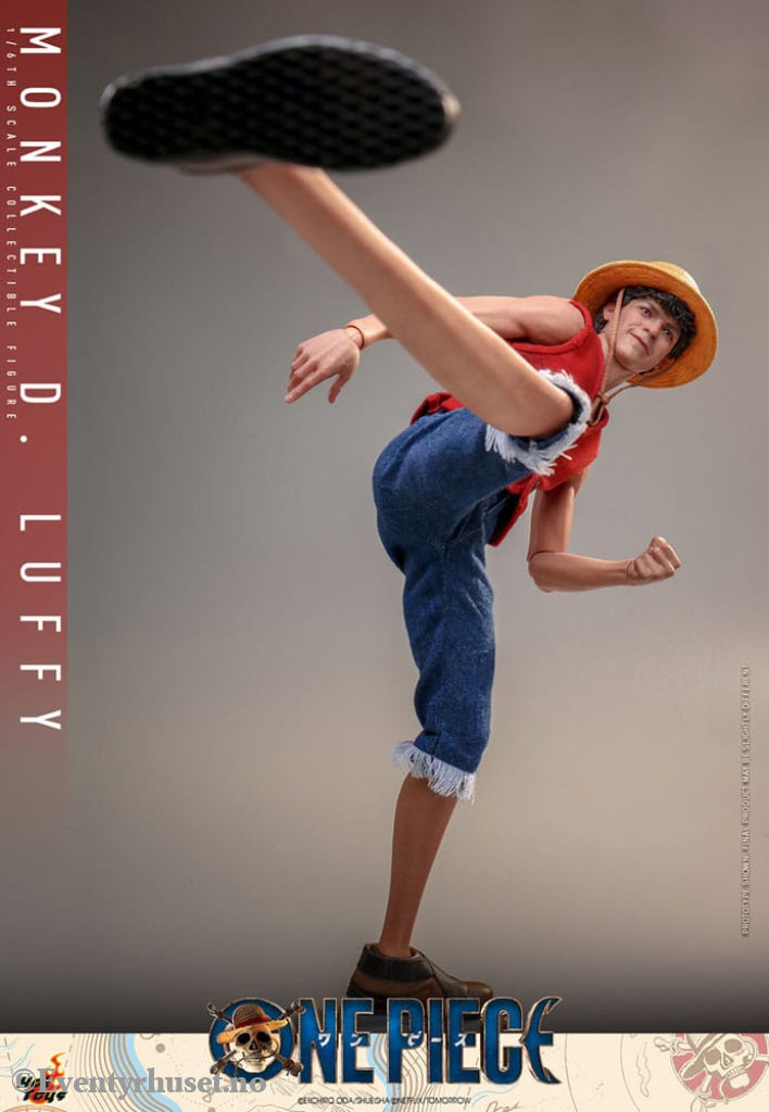One Piece (Netflix) Action Figure 1/6 Monkey D. Luffy 31 cm Toys