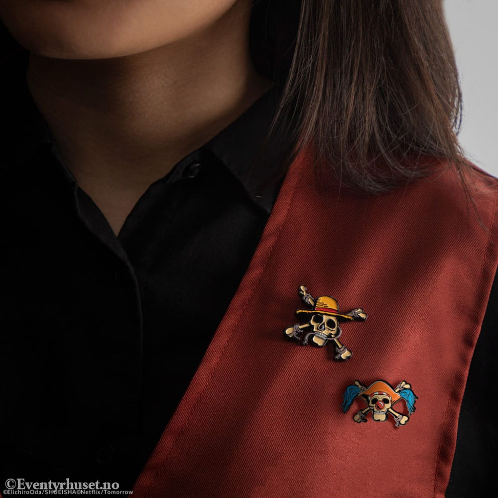 One Piece Pins 2-Pack Luffy & Buggy Fashion & Accessories
