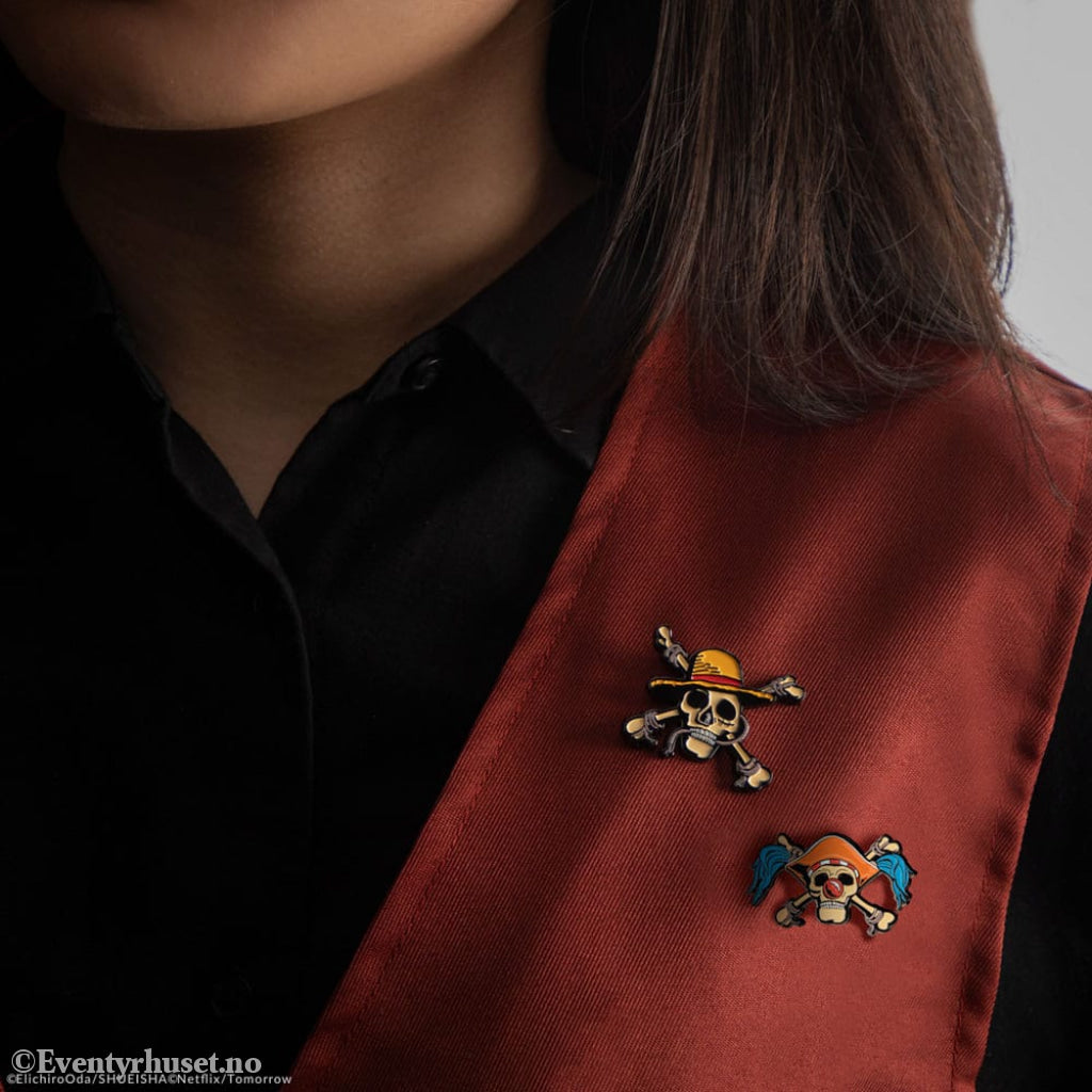 One Piece Pins 2-Pack Luffy & Buggy Fashion & Accessories