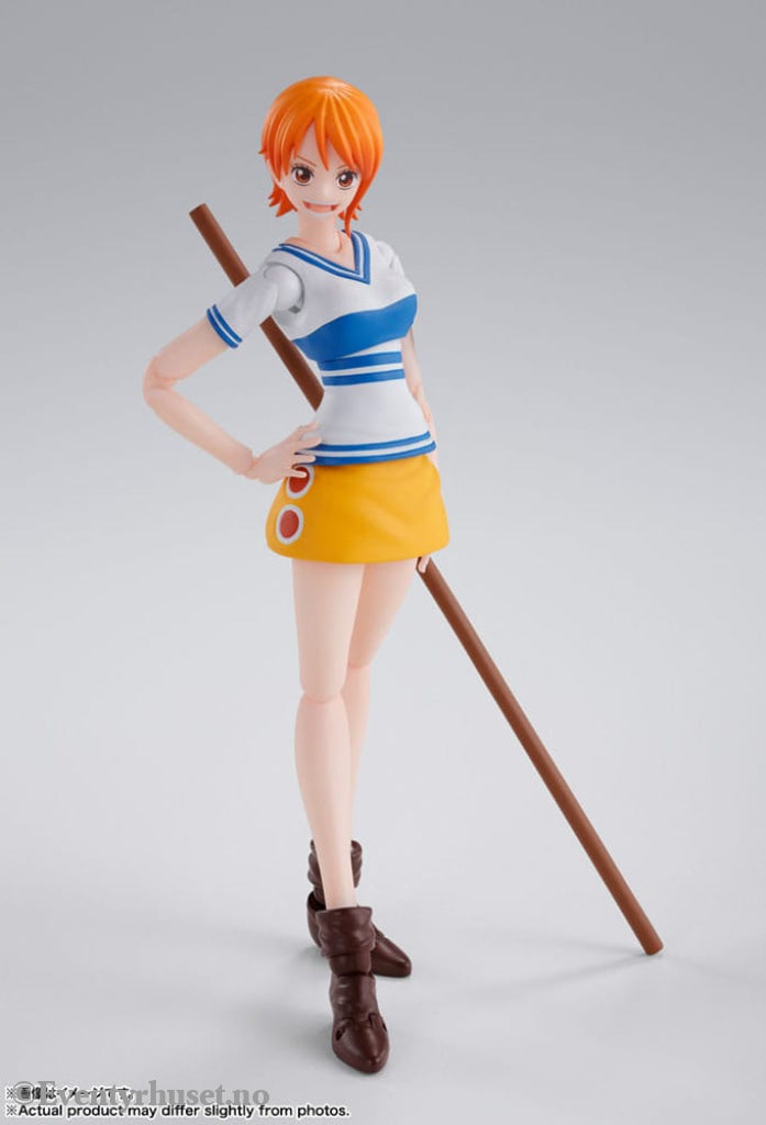 One Piece S.H. Figuarts Action Figure Nami Romance Dawn 14 cm Toys