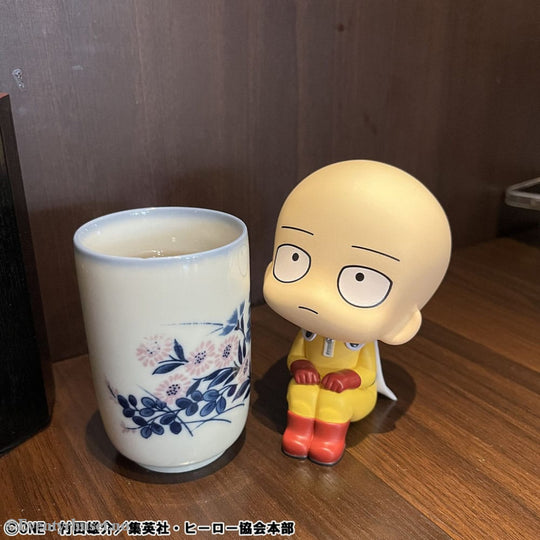 One Punch Man Look Up PVC Statue Saitama 11 cm Manga & Anime