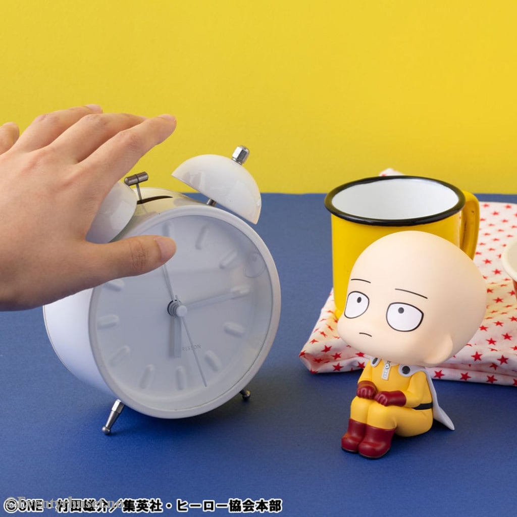 One Punch Man Look Up PVC Statue Saitama 11 cm Manga & Anime