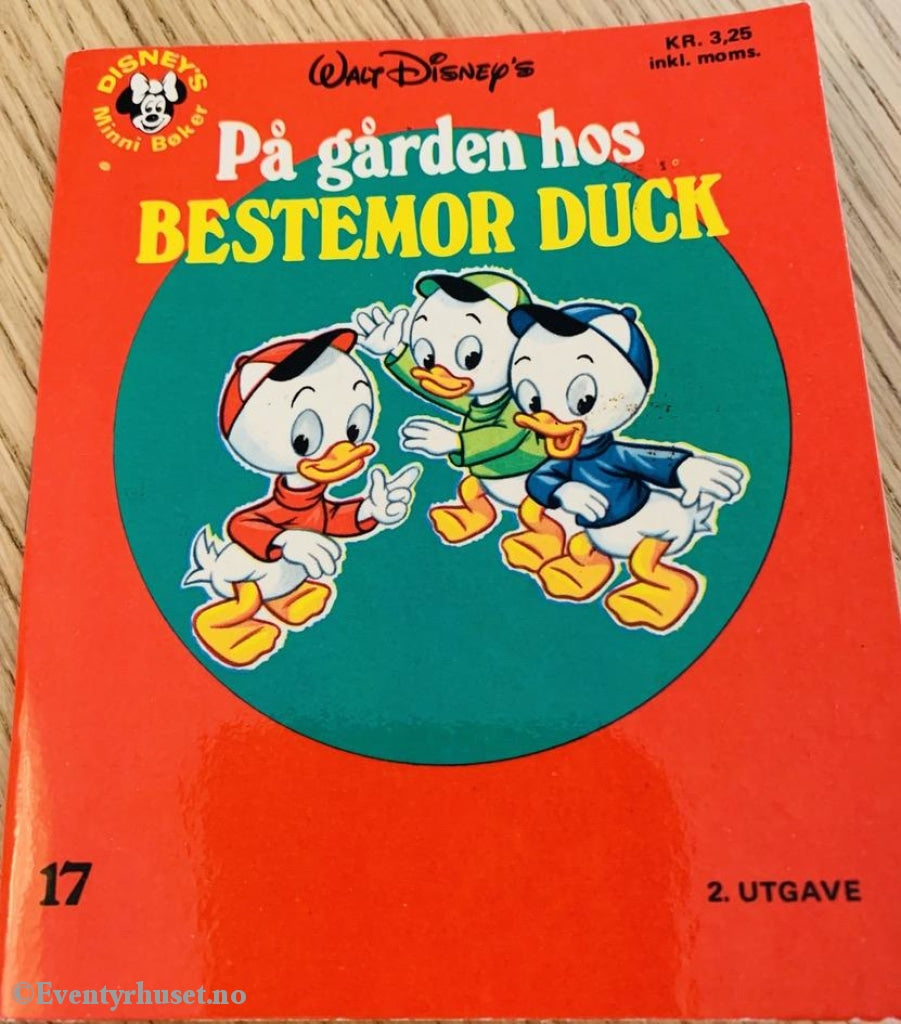 På Gården Hos Bestemor Duck (Disneys Minni Bøker 17). 1964/81. Fortelling