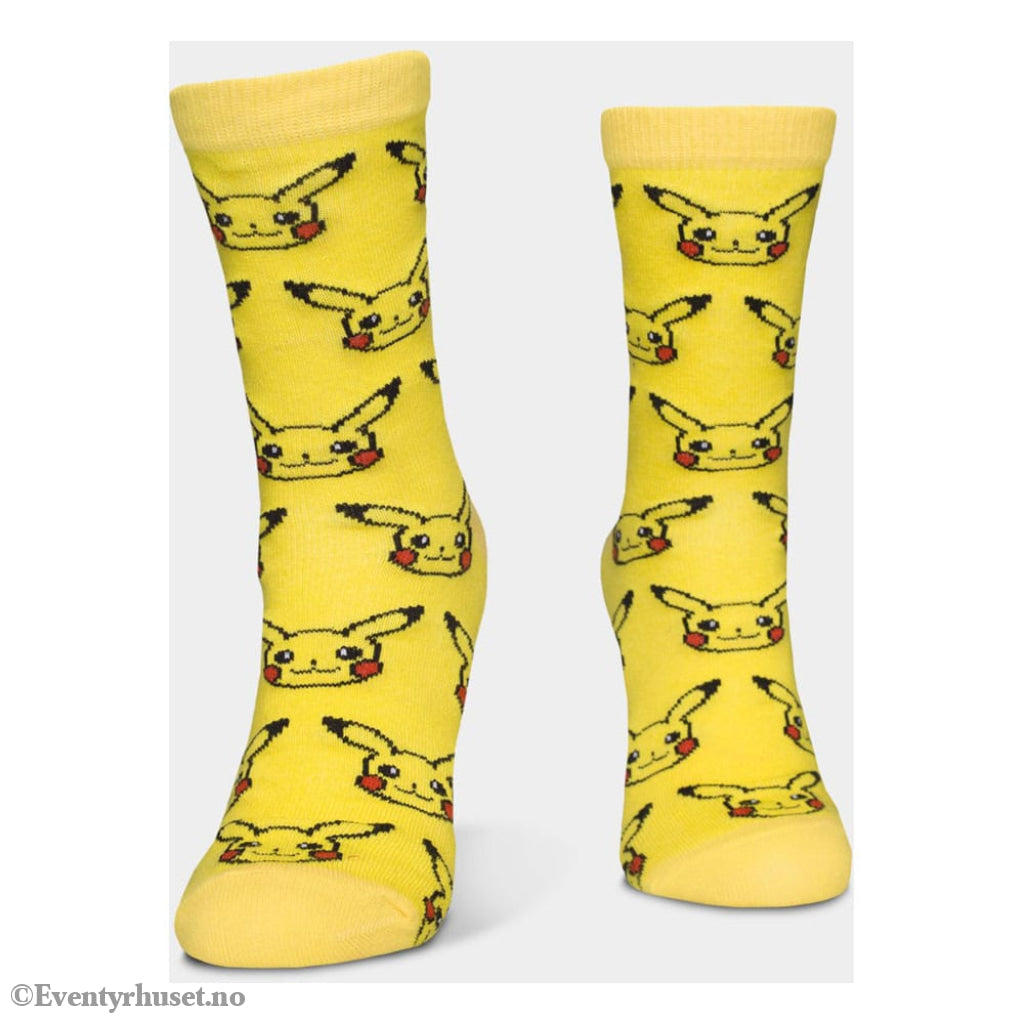 Pokémon Socks 3-Pack Three Icons 35-38 Fashion & Accessories