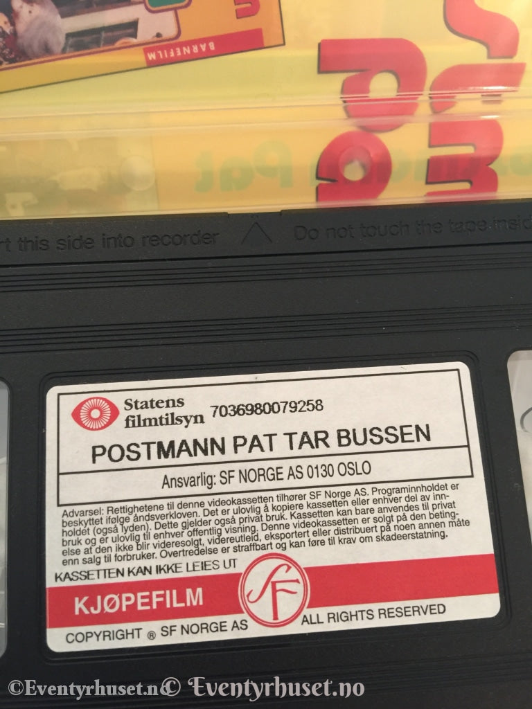 Postmann Pat. 1981. Pat Tar Bussen. Vhs. Vhs