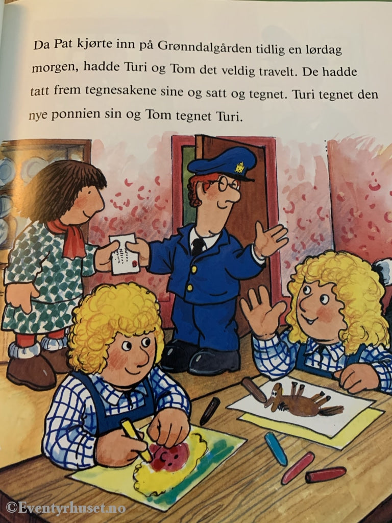 Postmann Pat. Grisen Som Rømte. 1990. Fortelling