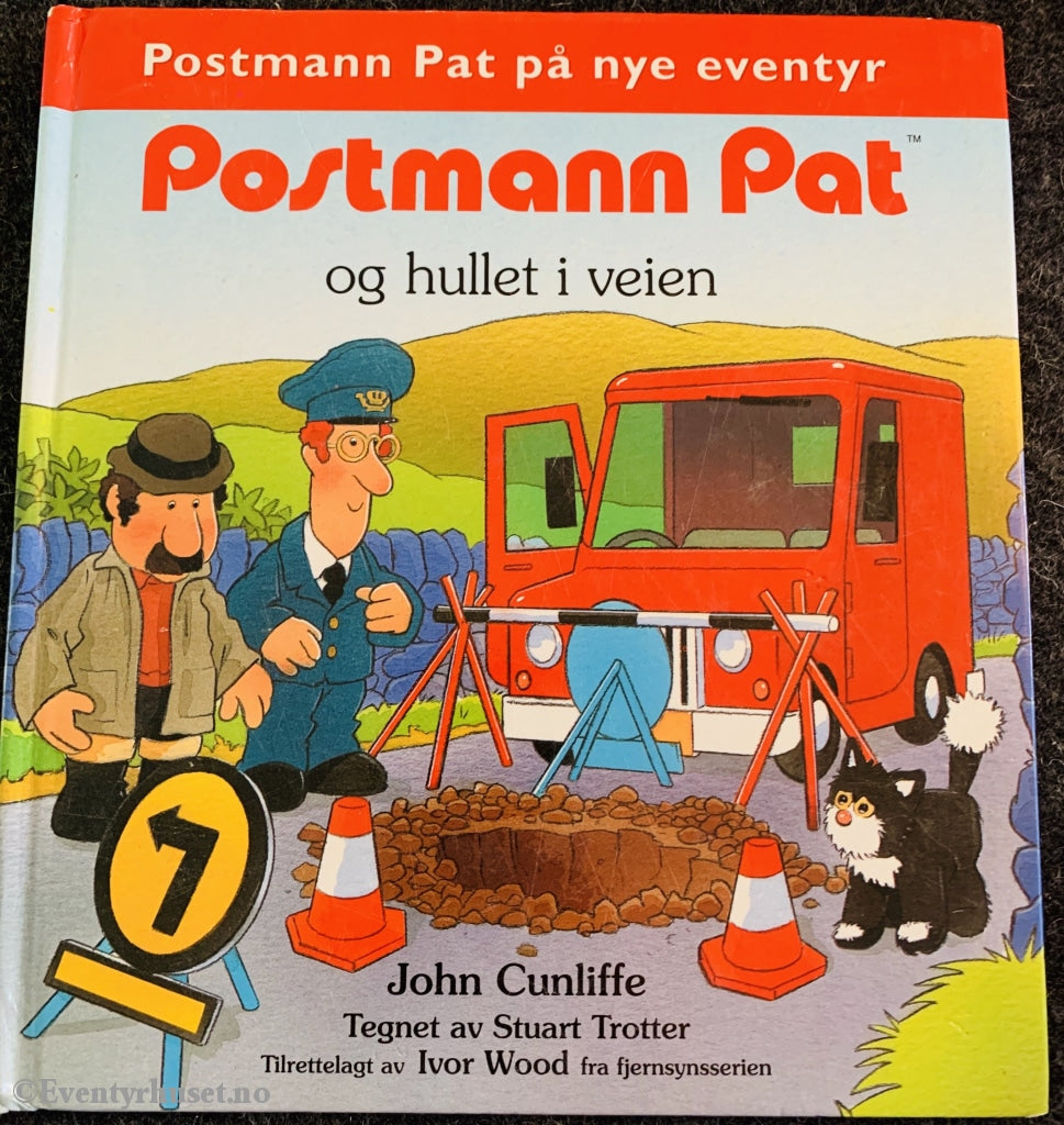 Postmann Pat Og Hullet I Veien. 1998. Fortelling
