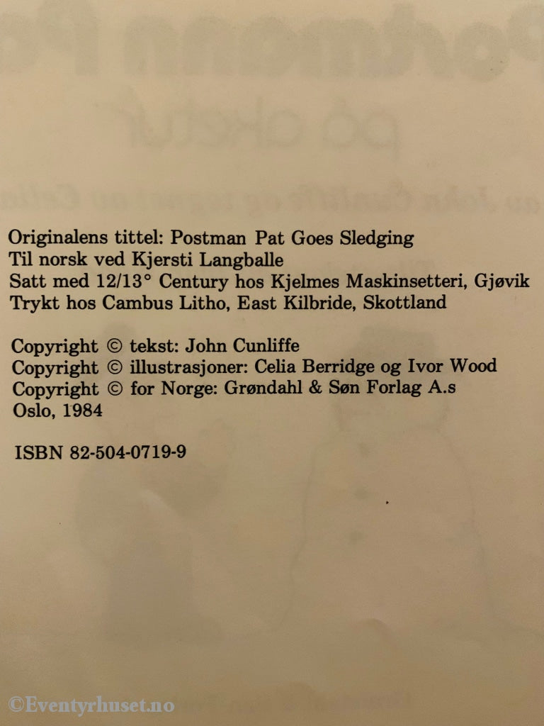 Postmann Pat På Aketur. 1984. Fortelling