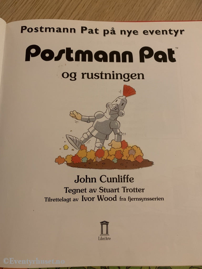 Postmann Pat På Nye Eventyr. 1998. Og Rustningen. Fortelling