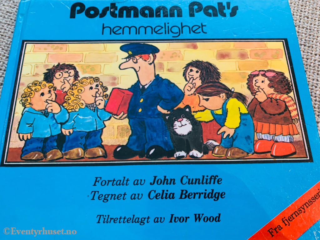 Postmann Pat´s Hemmeliget. 1984. Fortelling