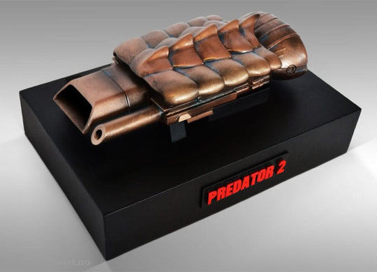 Predator 2 Model Life-Size Replica Plasmacaster 25 cm Collectibles