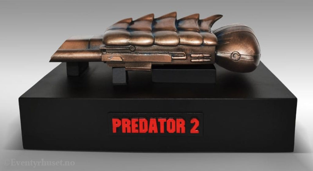 Predator 2 Model Life-Size Replica Plasmacaster 25 cm Collectibles
