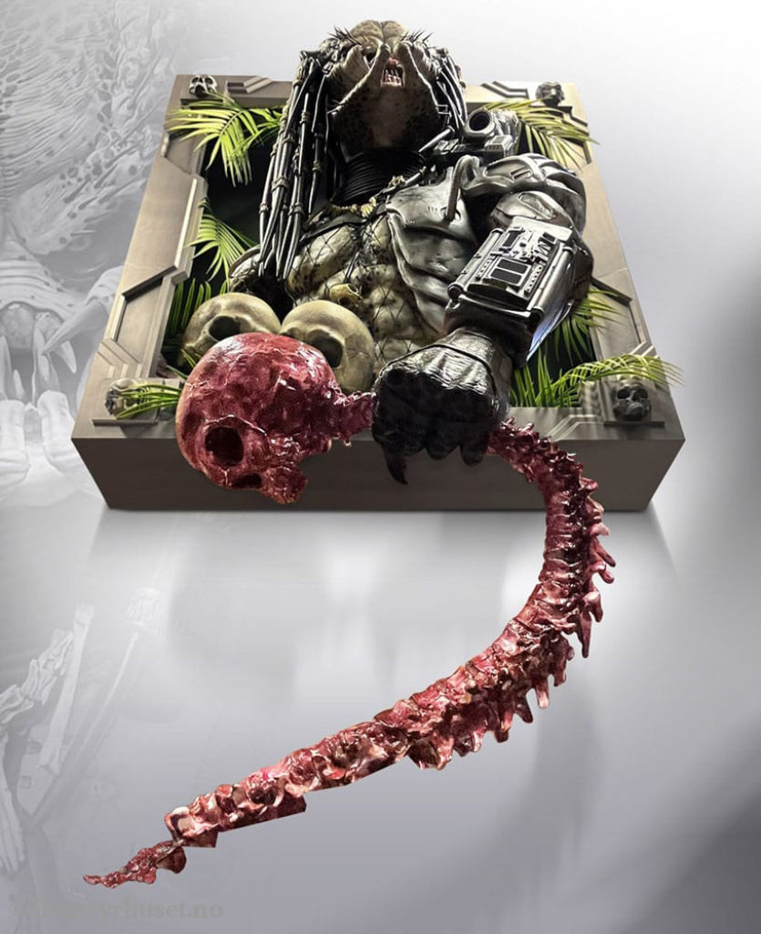 Predator Life-Size Wall Sculpture Predator 45 x 81 x 94 cm Collectibles