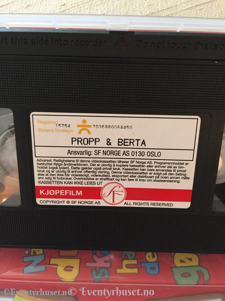 Propp & Berta. 2000. Vhs. Vhs