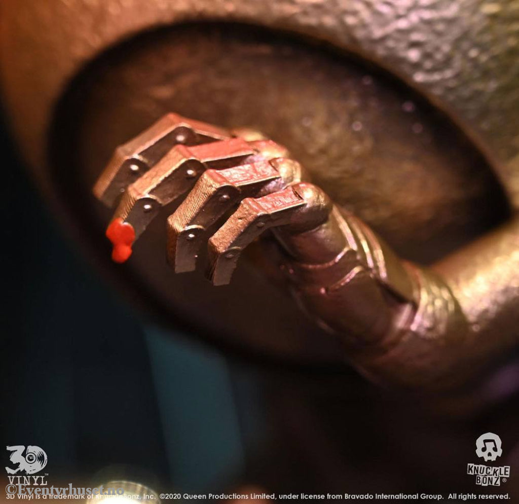 Queen 3D Vinyl Statue Queen Robot (News of the World) 20 x 21 x 24 cm Collectibles