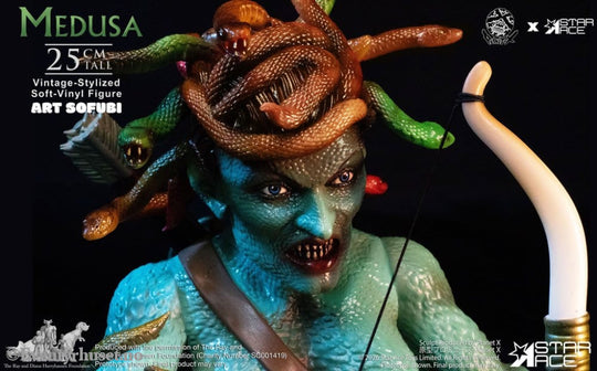 Ray Harryhausen Soft Vinyl Statue Medusa (Vintage-Style) 25 cm Collectibles