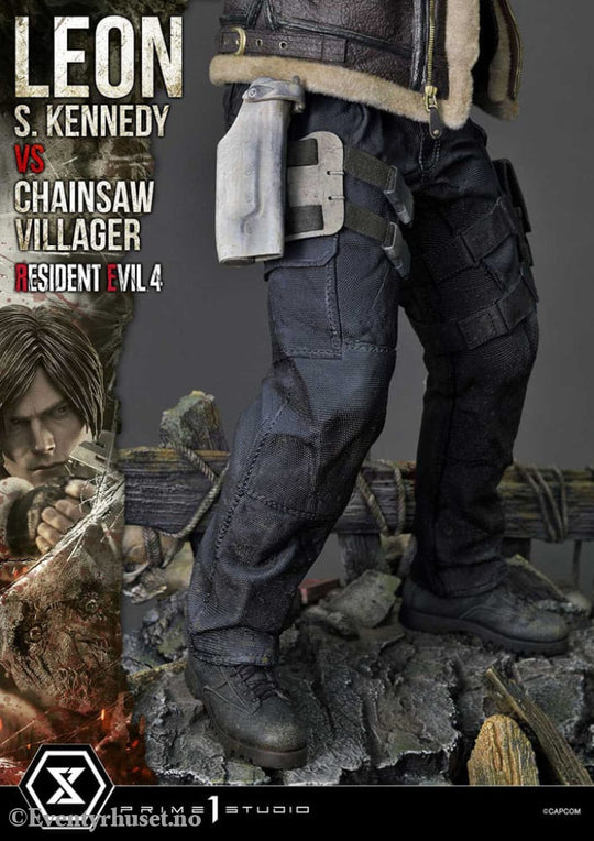 Resident Evil 4 Ultimate Premium Masterline Series Statue 1/4 Leon S. Kennedy vs. Chainsaw Villager 76 cm Collectibles