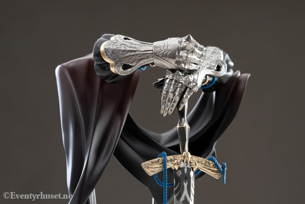 Reverse: 1999 Limepie Series PVC Statue Knight 17 cm Manga & Anime