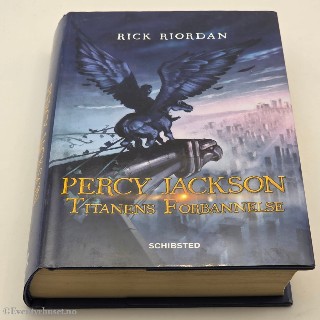 Rick Riordan, 2010, Percy Jackson: Titanens forbannelse. Bok.