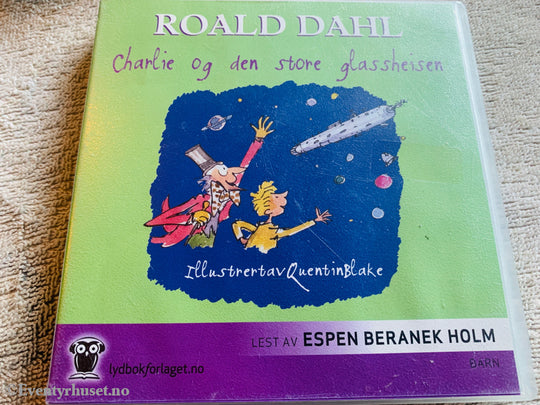 Roald Dahl. 1972. Charlie og den store glassheisen. Lydbok på CD.